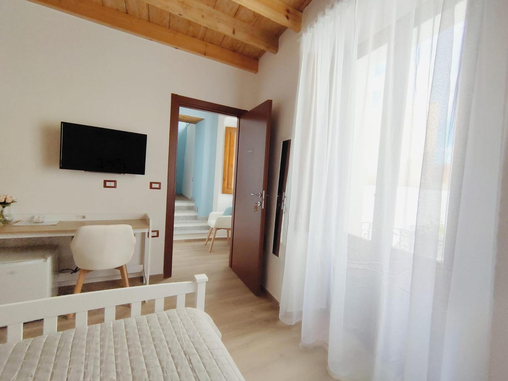 Bed and Breakfast Donna Raffaela Tertenìa Esterno foto