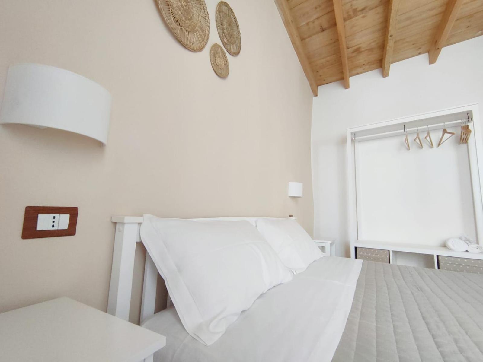 Bed and Breakfast Donna Raffaela Tertenìa Esterno foto